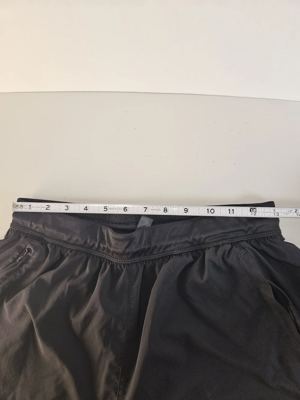 Adidas Men’s Black Athletic Shorts Size MEDIUM